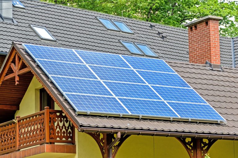 panneau solaire aide 2025