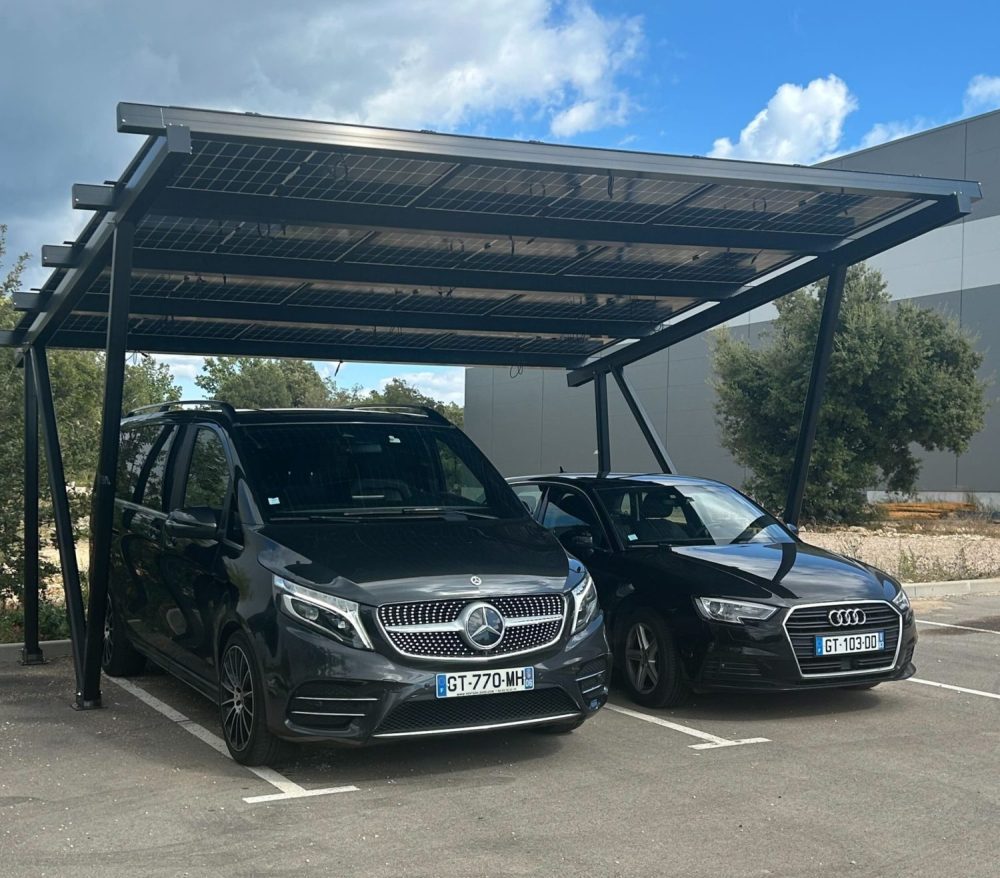Carport solaire pour deux voitures